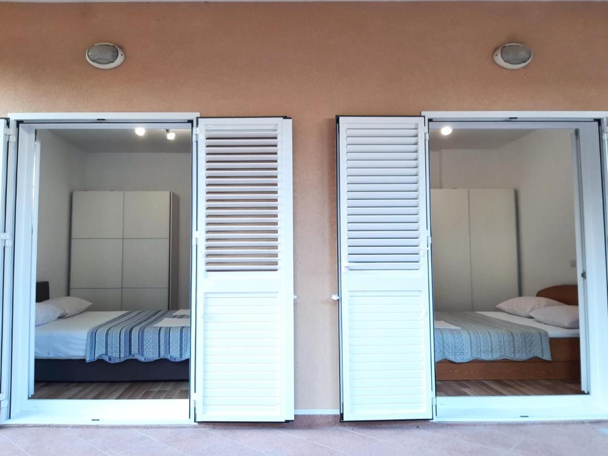 Apartmani I Soba Andrijasevic Макарська Екстер'єр фото
