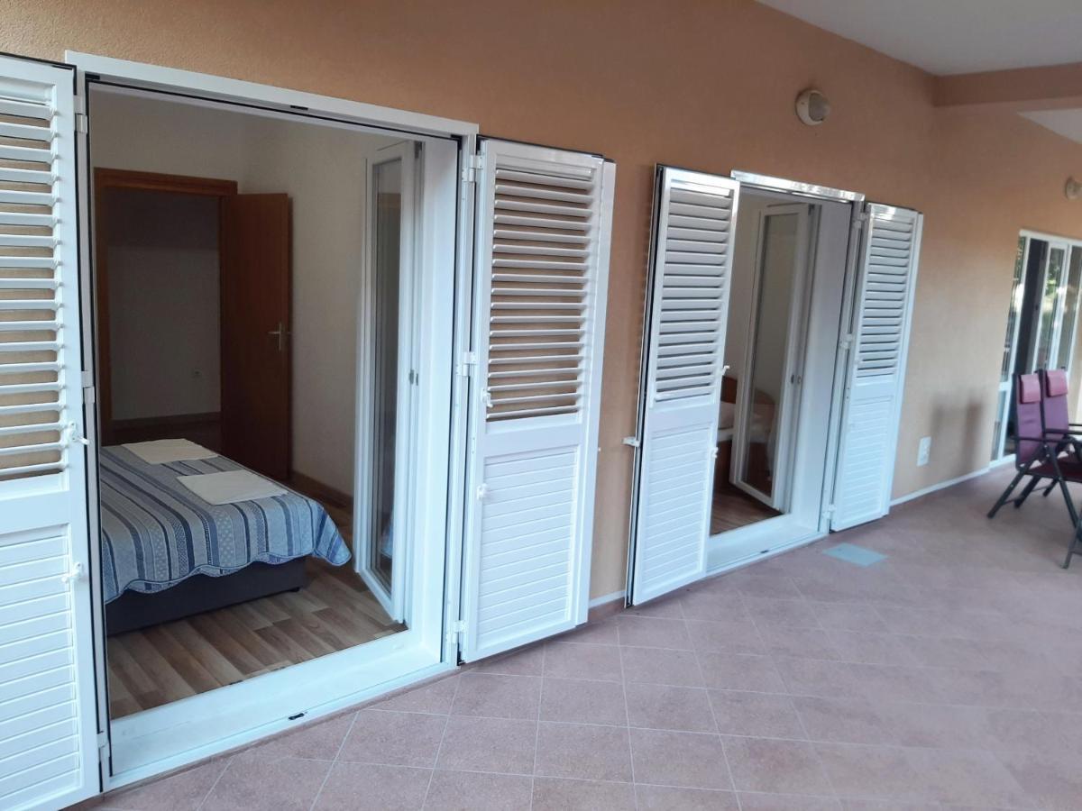 Apartmani I Soba Andrijasevic Макарська Екстер'єр фото